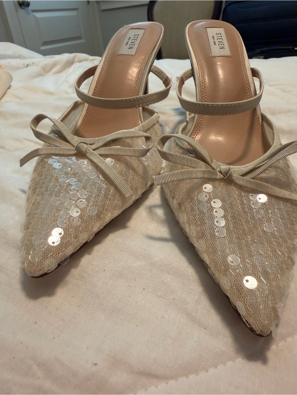 Steve Madden Cream Sequin Pointed Toe Mules with Bow